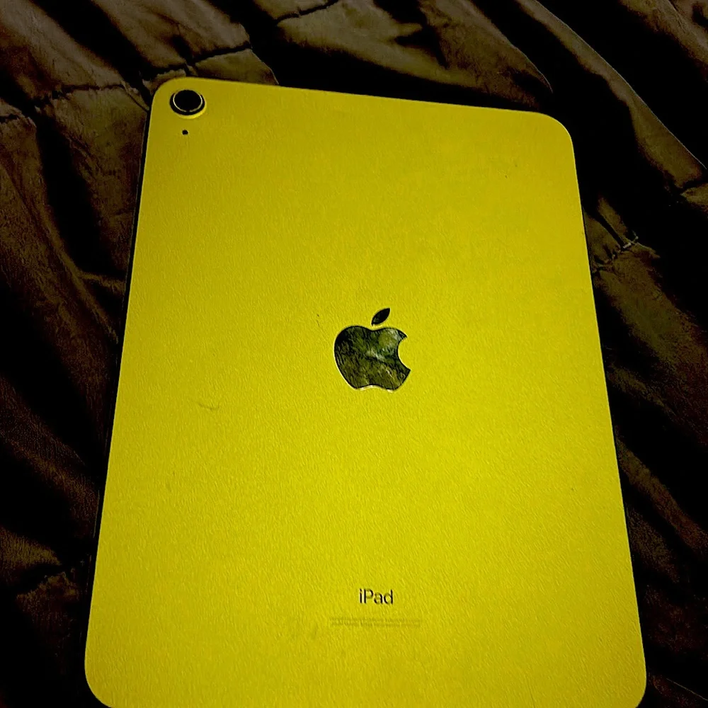 Yellow and Black Tablet with Modern Design